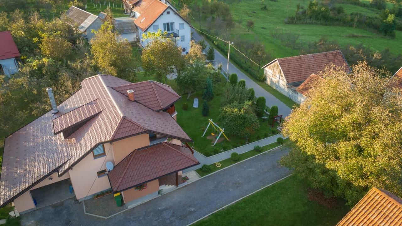 Apartment Ivan & Iva Gornji Vaganac Bagian luar foto