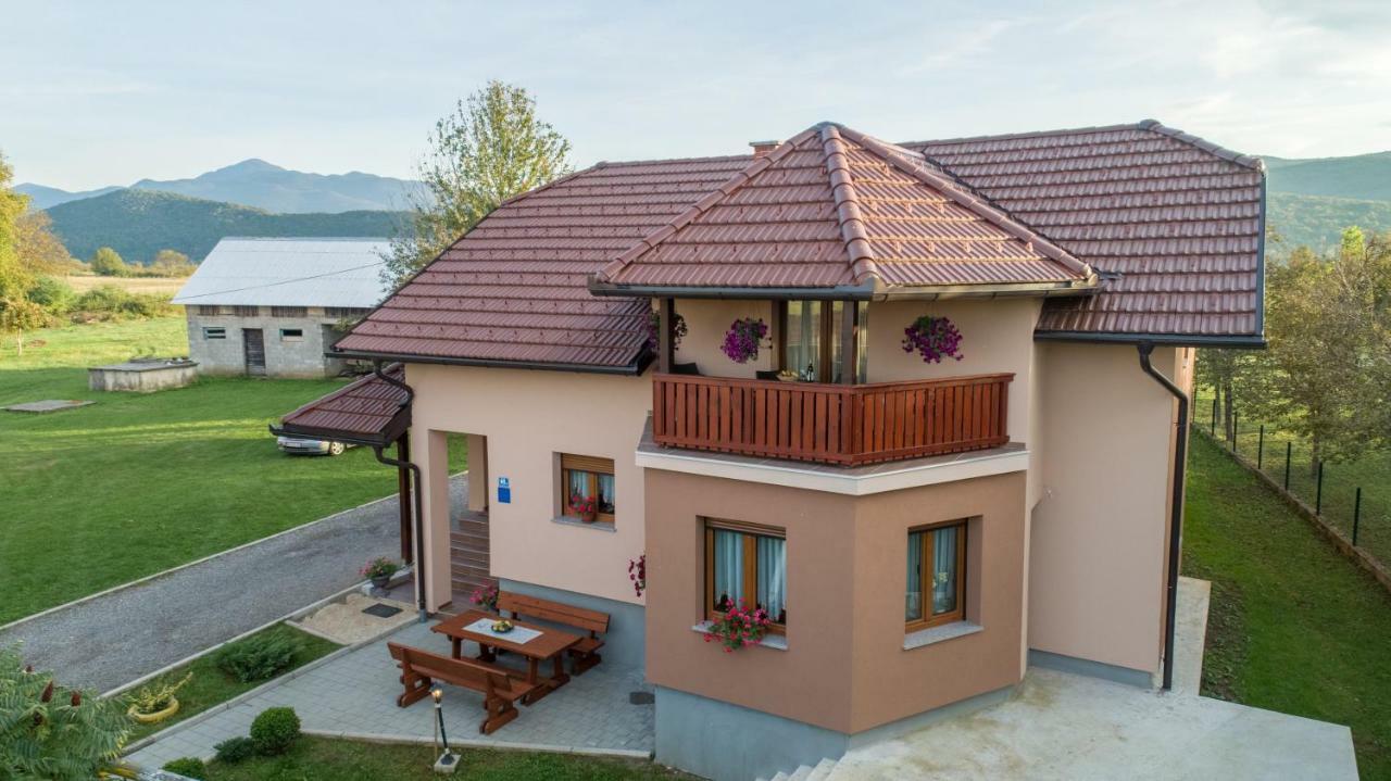 Apartment Ivan & Iva Gornji Vaganac Bagian luar foto